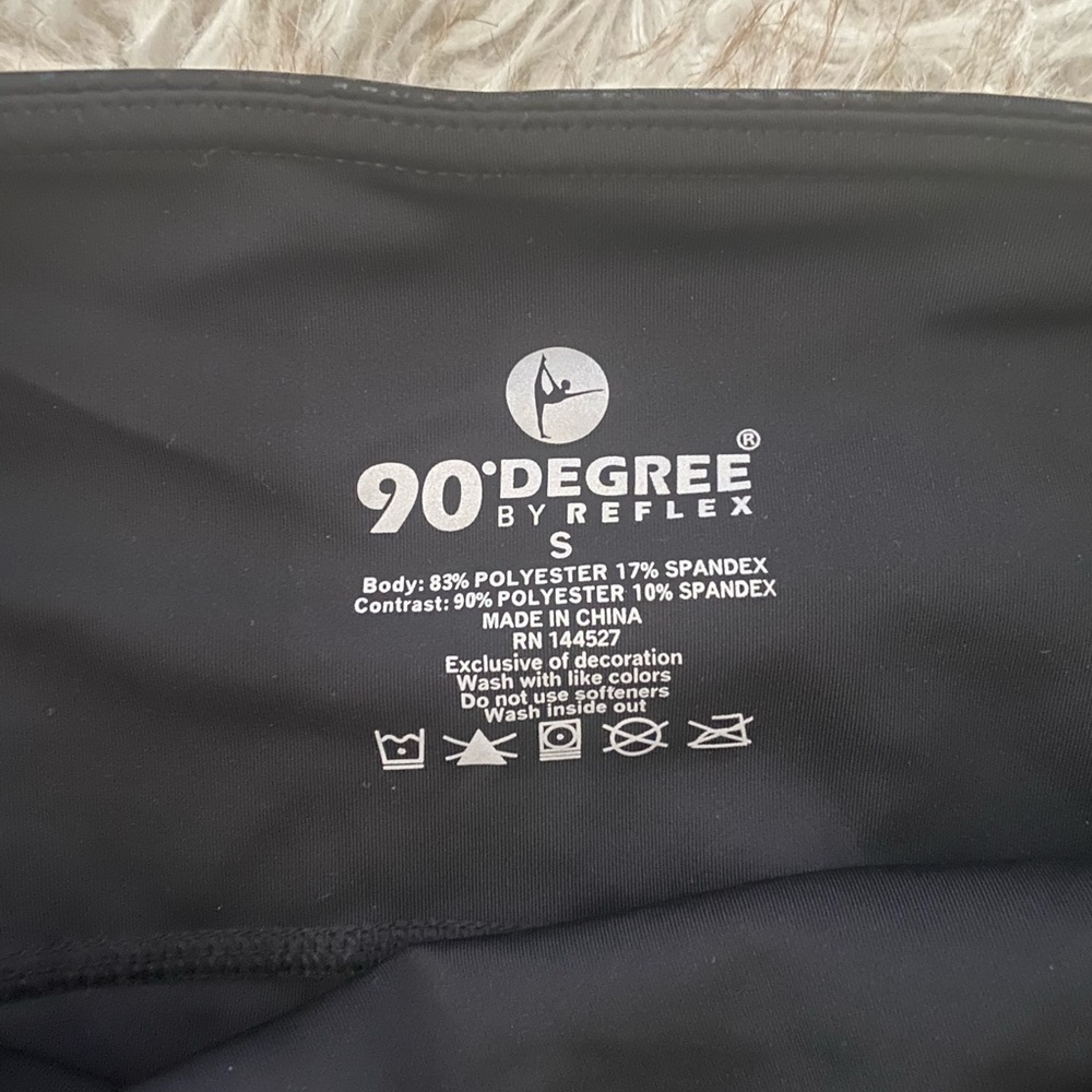 90’Degree Obsidian Snakeskin Foil UpLift Leggings - Picture 11 of 11